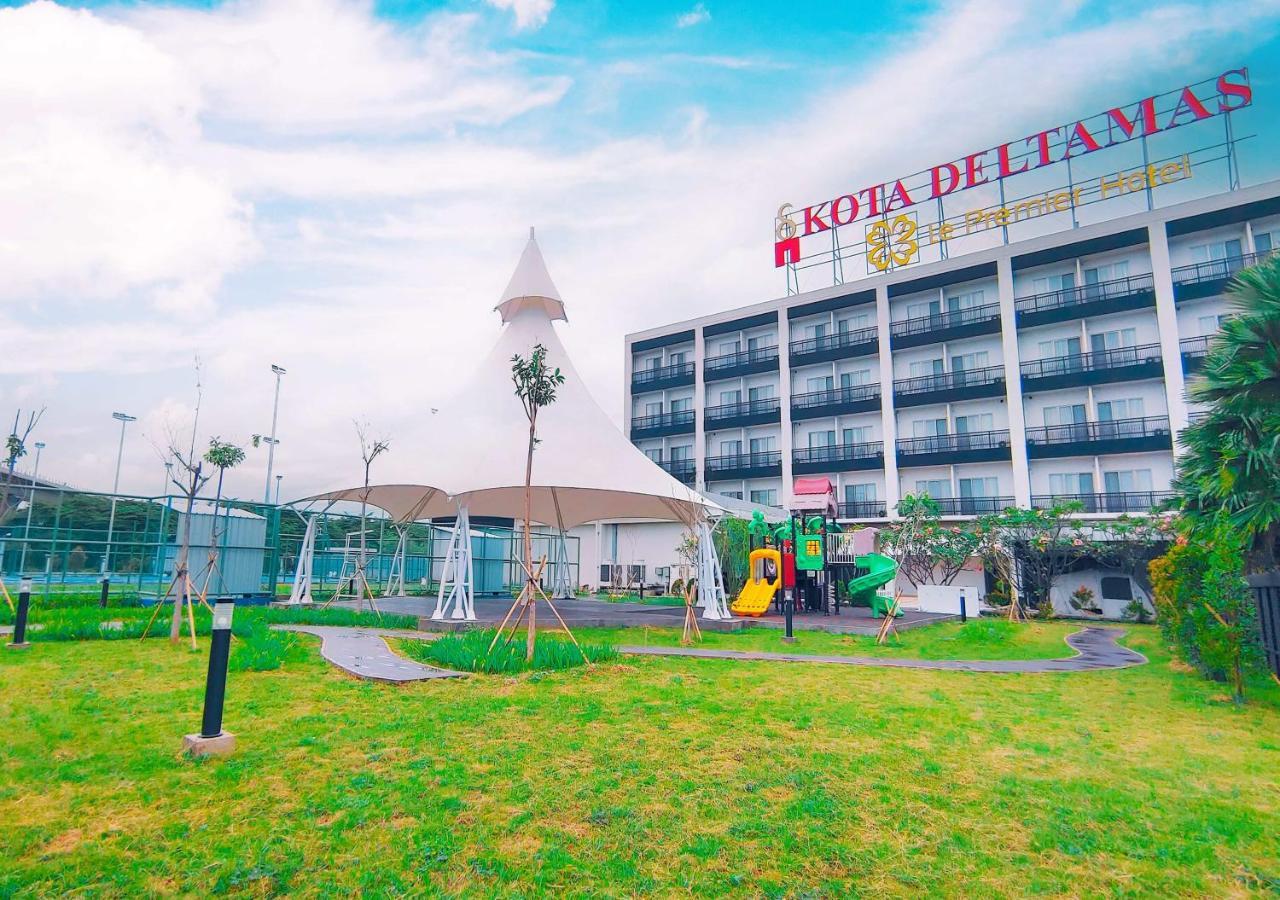 Le Premier Hotel Deltamas Cikarang Exterior photo