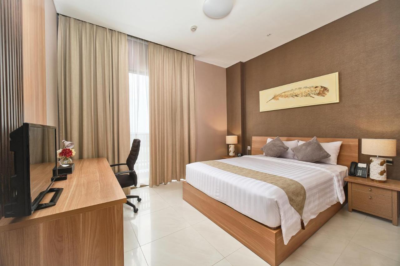 Le Premier Hotel Deltamas Cikarang Room photo