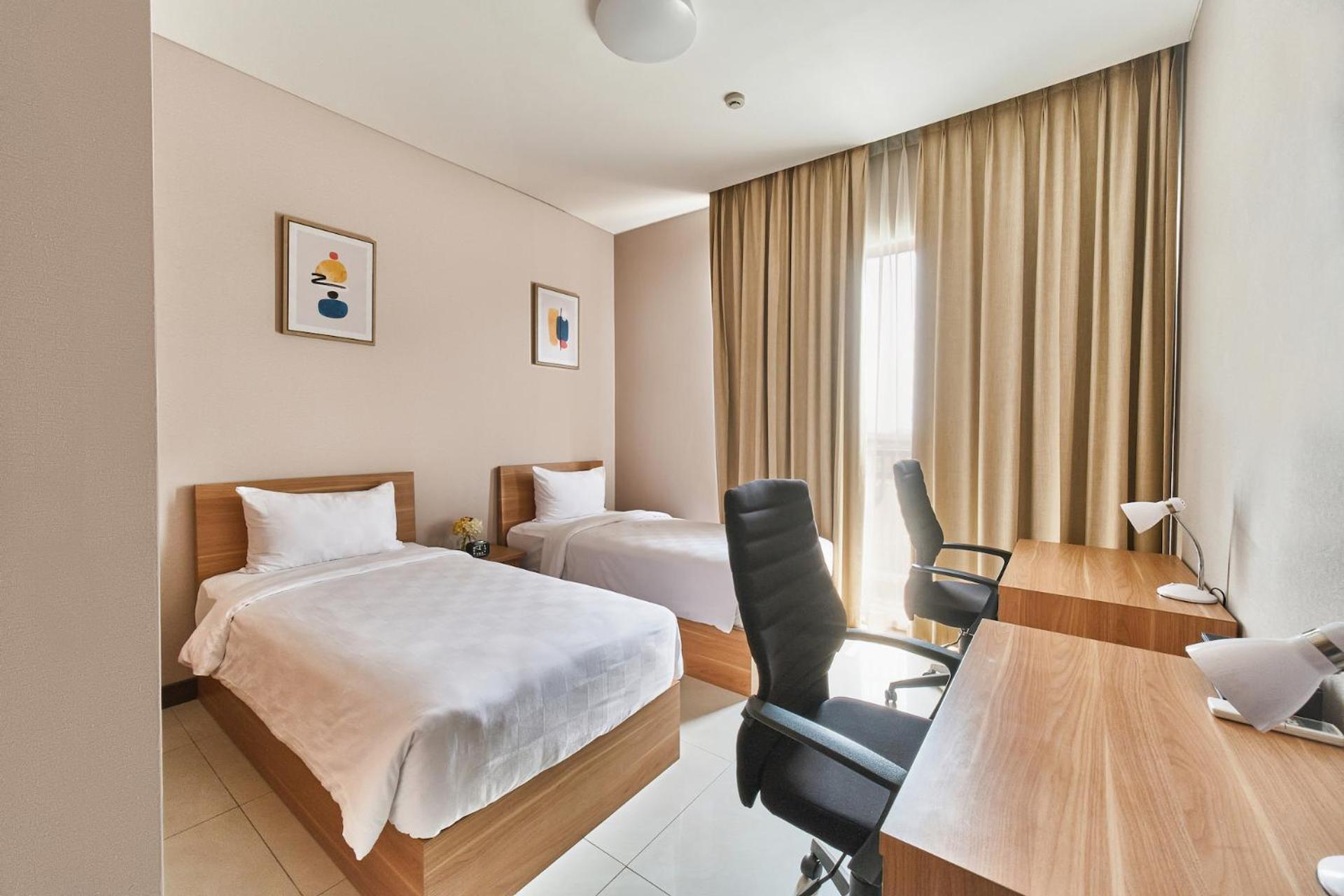Le Premier Hotel Deltamas Cikarang Room photo